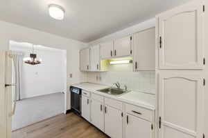 Sussex Dr-S1012-008.jpg