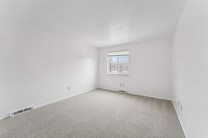 Sussex Dr-S1012-023.jpg