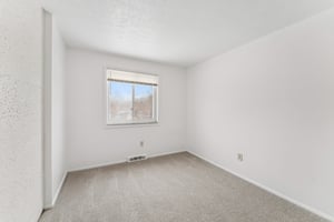 Sussex Dr-S1012-028.jpg