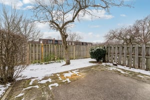 Sussex Dr-S1012-042.jpg