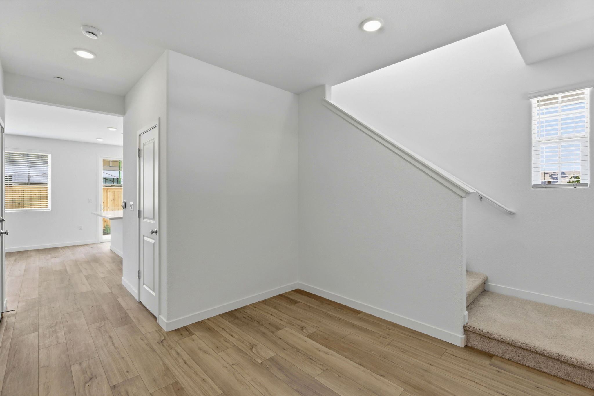 015_F8_2653 Briones Dr
