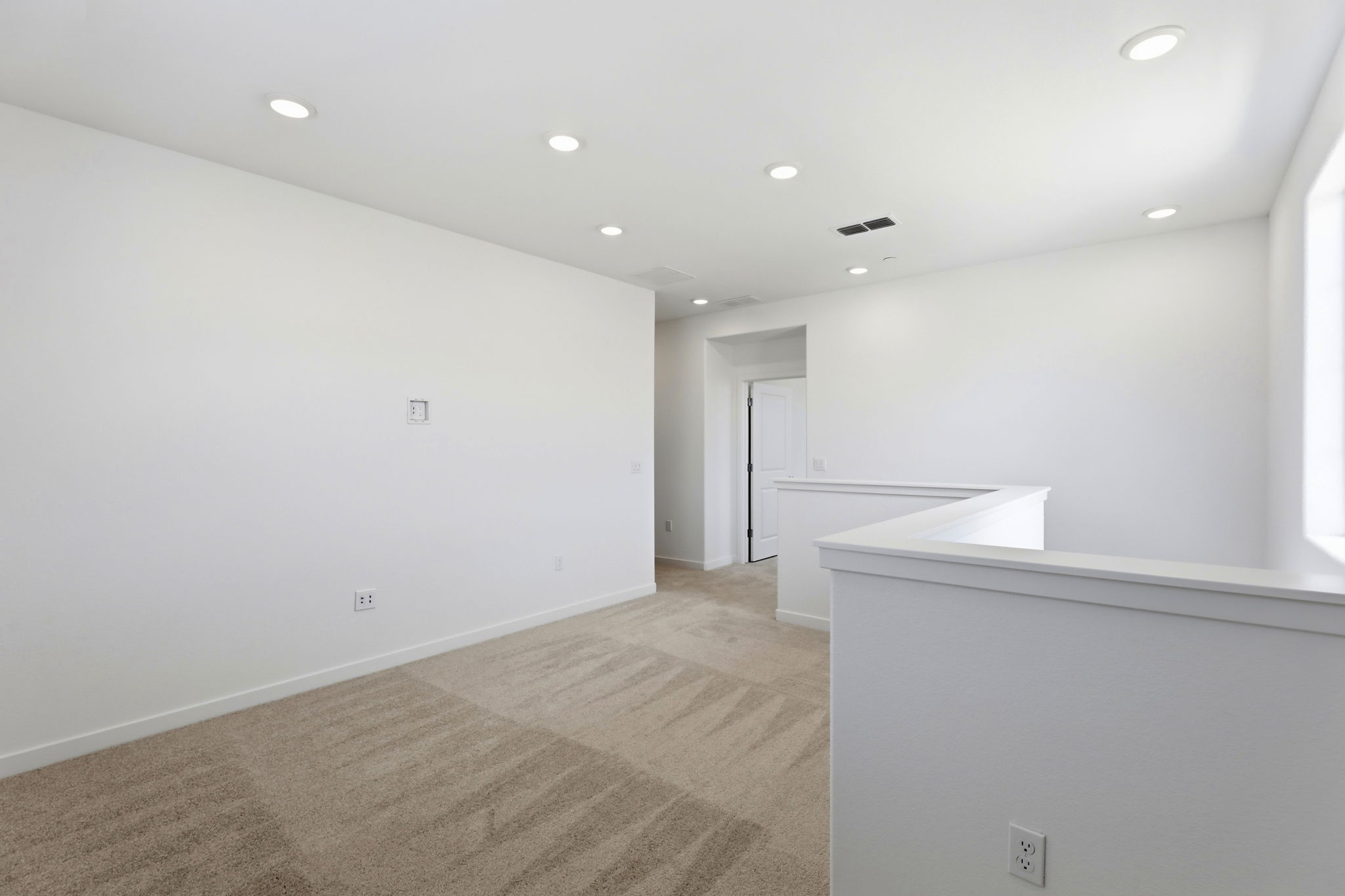 017_F8_2653 Briones Dr