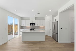 014_F8_2653 Briones Dr