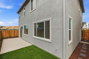 035_F8_2653 Briones Dr