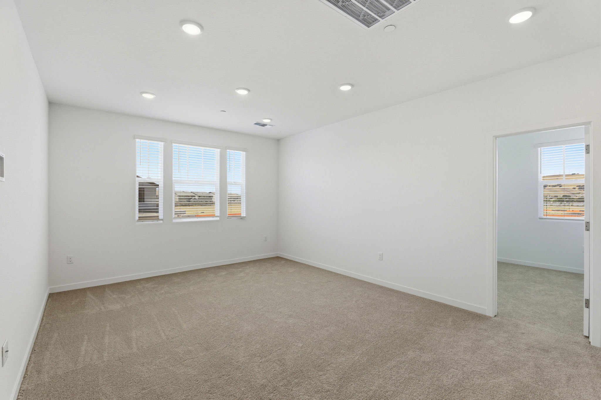 016_F8_2654 Briones Dr