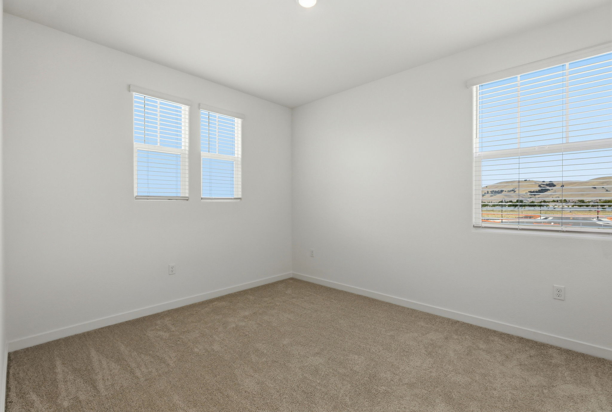 019_F8_2654 Briones Dr