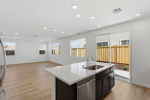 010_F8_2654 Briones Dr