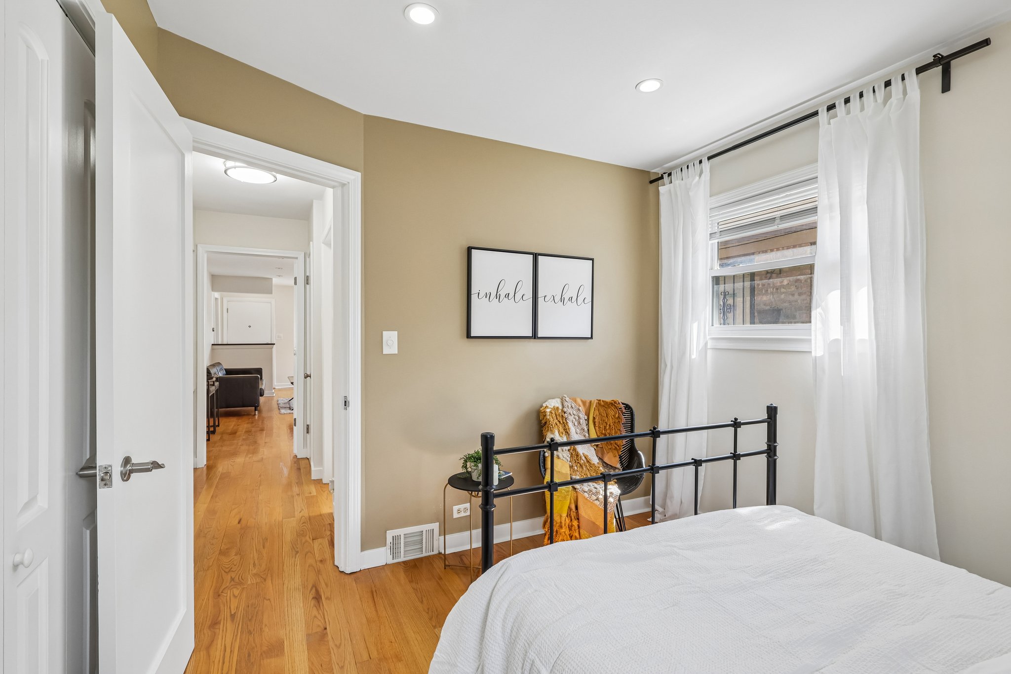 W Catalpa Ave-S1706-019.jpg