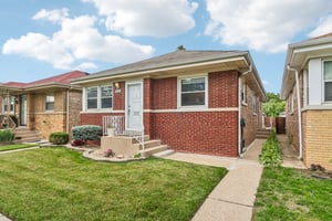 W Catalpa Ave-S1706-002.jpg