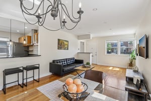 W Catalpa Ave-S1706-006.jpg
