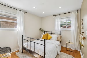 W Catalpa Ave-S1706-018.jpg