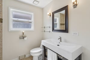 W Catalpa Ave-S1706-020.jpg