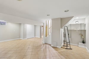W Catalpa Ave-S1706-027.jpg