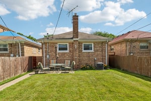 W Catalpa Ave-S1706-033.jpg