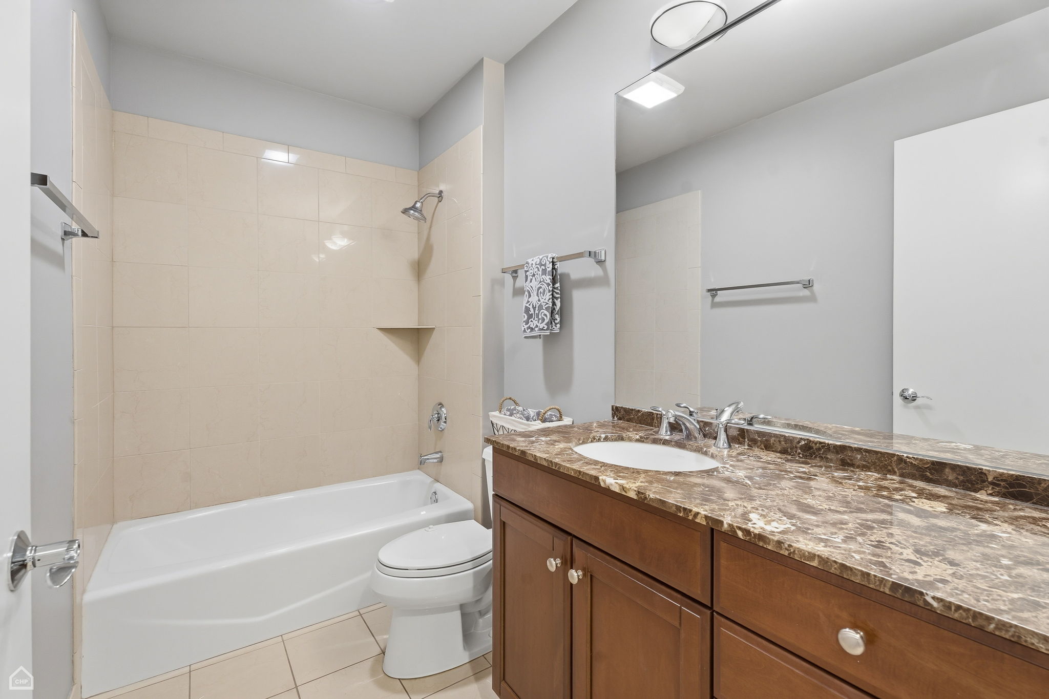 2657 N Hermitage Ave - Matt Liss_006