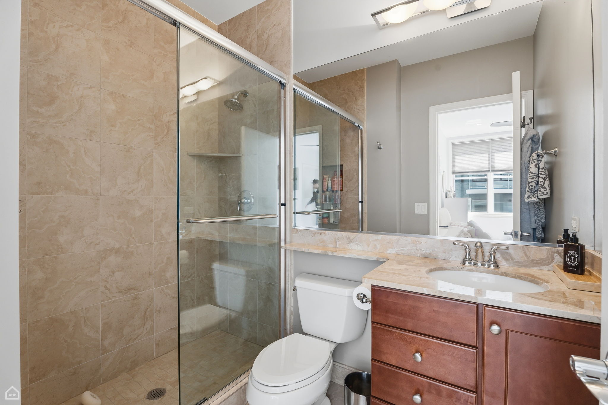 2657 N Hermitage Ave - Matt Liss_025