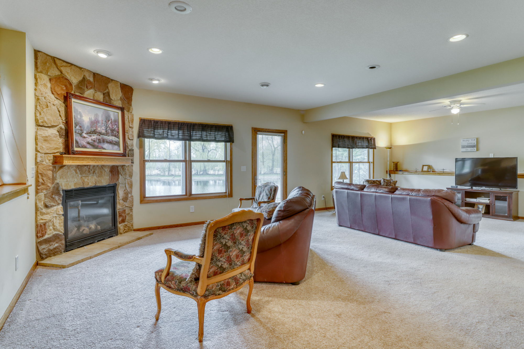 2658 Bartylla Ct, White Bear Lake, MN 55110, USA Photo 31