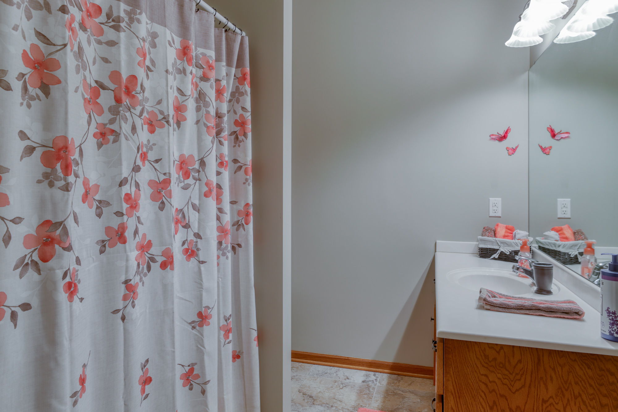 2658 Bartylla Ct, White Bear Lake, MN 55110, USA Photo 38