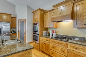2658 Bartylla Ct, White Bear Lake, MN 55110, USA Photo 10