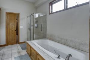 2658 Bartylla Ct, White Bear Lake, MN 55110, USA Photo 24