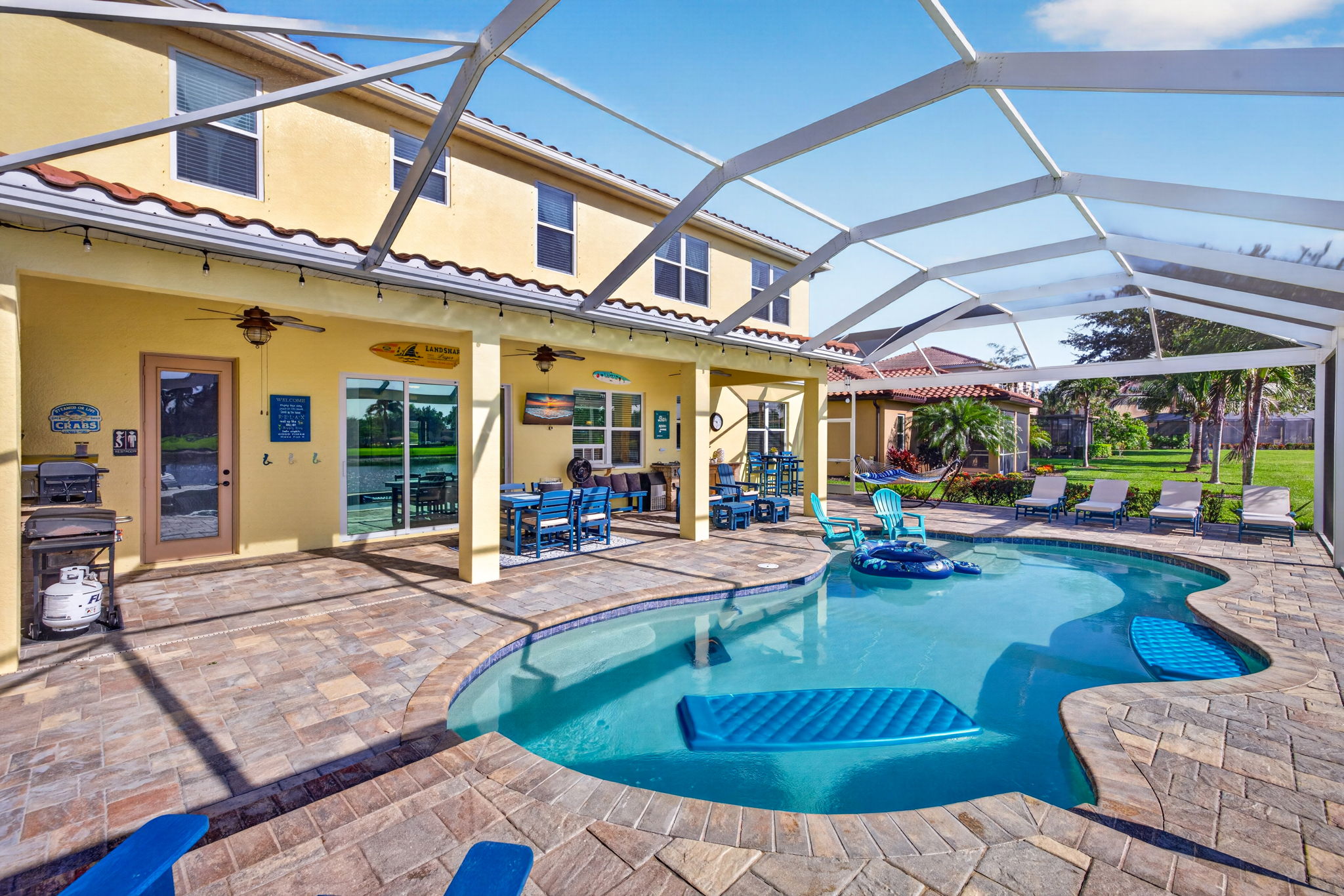 Pool 1 of 4