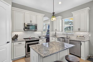 Kitchen 1 of 3