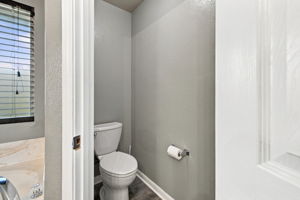  Photo 31