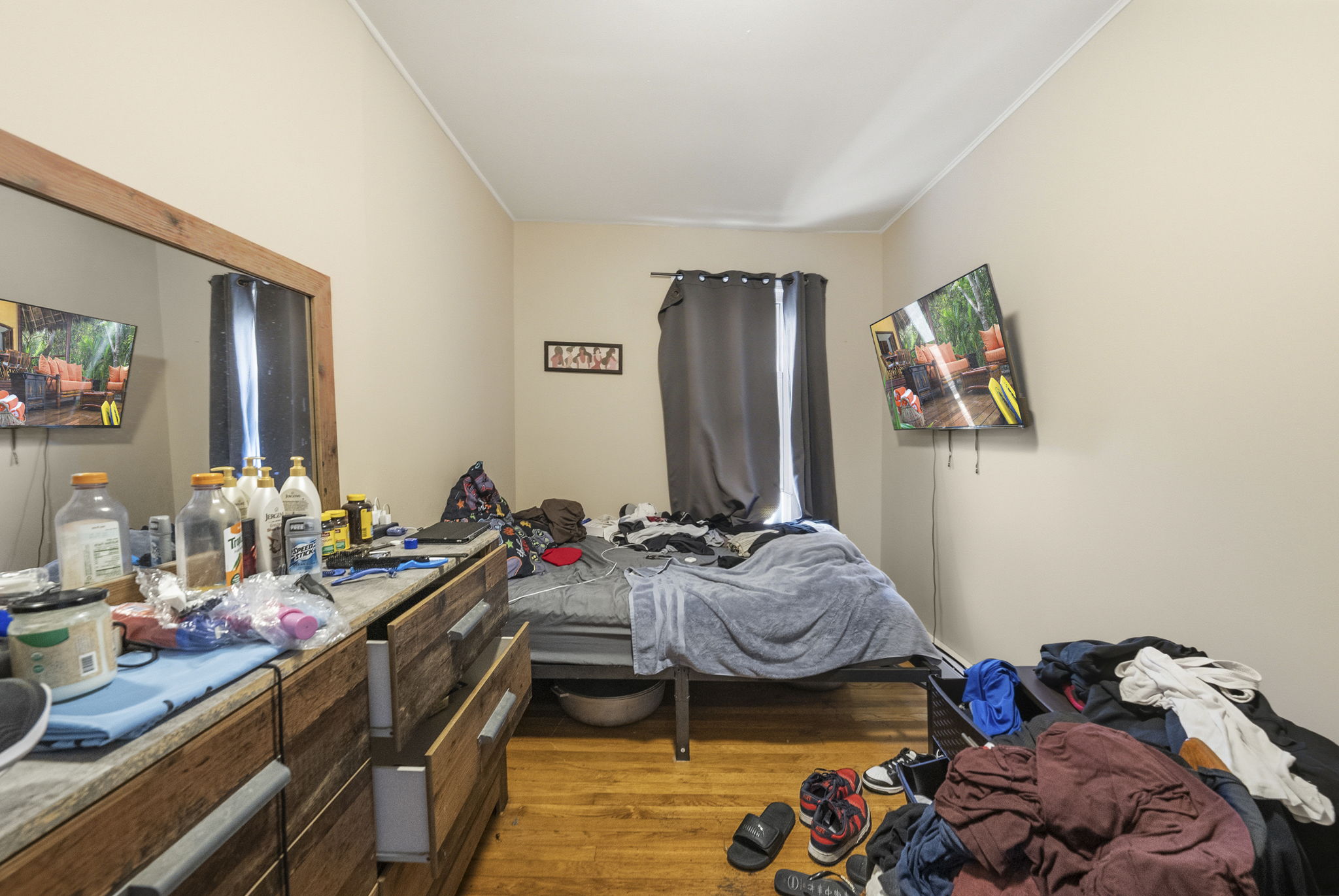 Photo 32