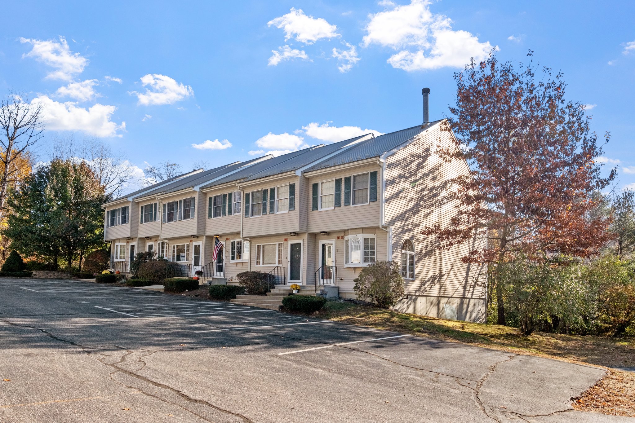 266 Endicott St N Unit 15, Laconia, NH 03246 WolfReel Visuals