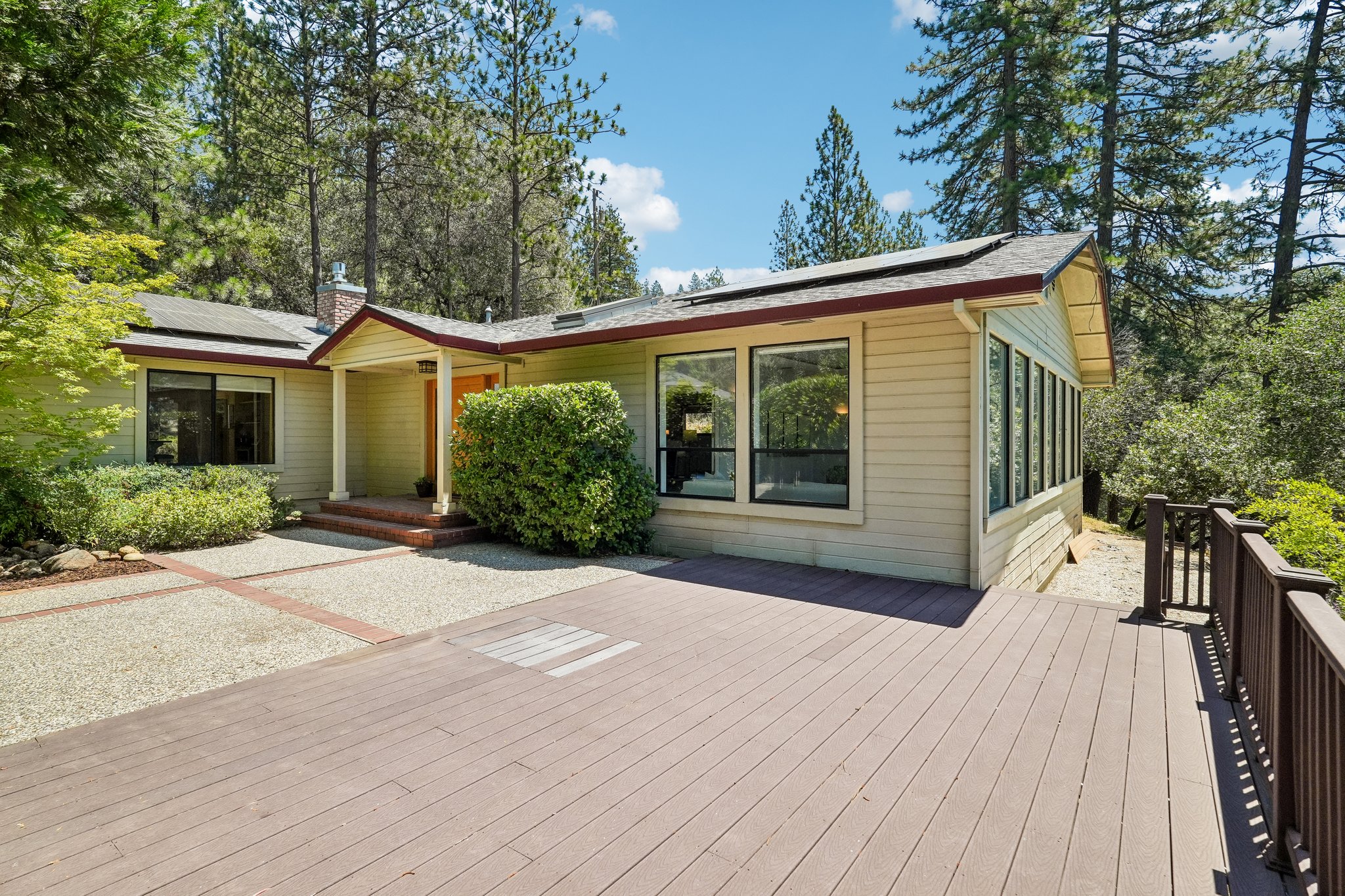 Glenview Dr-S1706-001.jpg