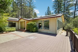 Glenview Dr-S1706-001.jpg