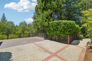 Glenview Dr-S1706-003.jpg