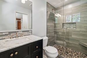 Glenview Dr-S1706-033.jpg