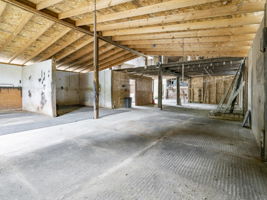  Photo 38