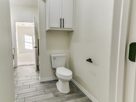  Photo 38