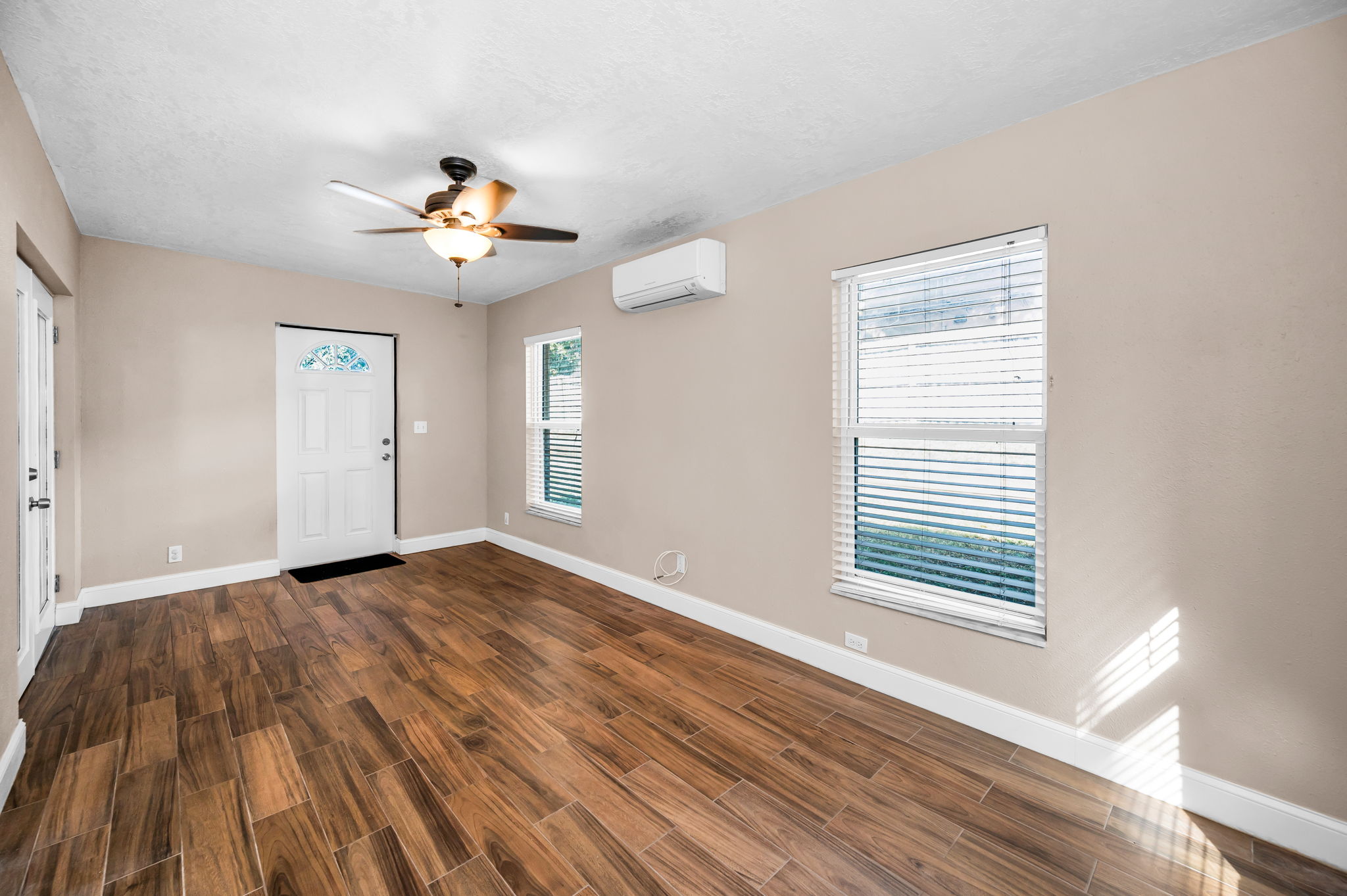 Family Room3