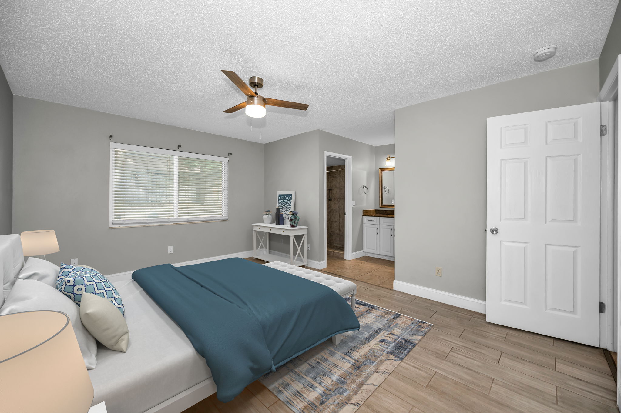 Primary Bedroom1a