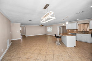 Dining Room3