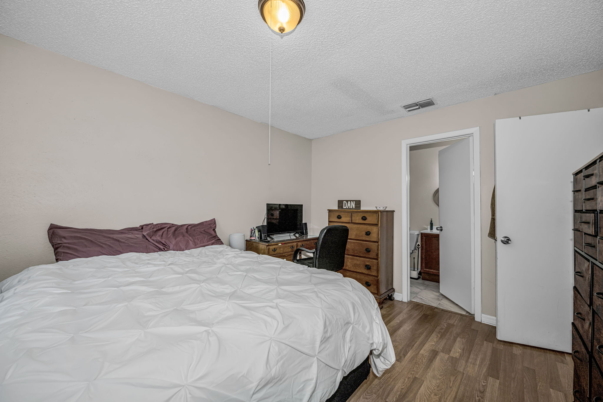 Primary Bedroom 1b