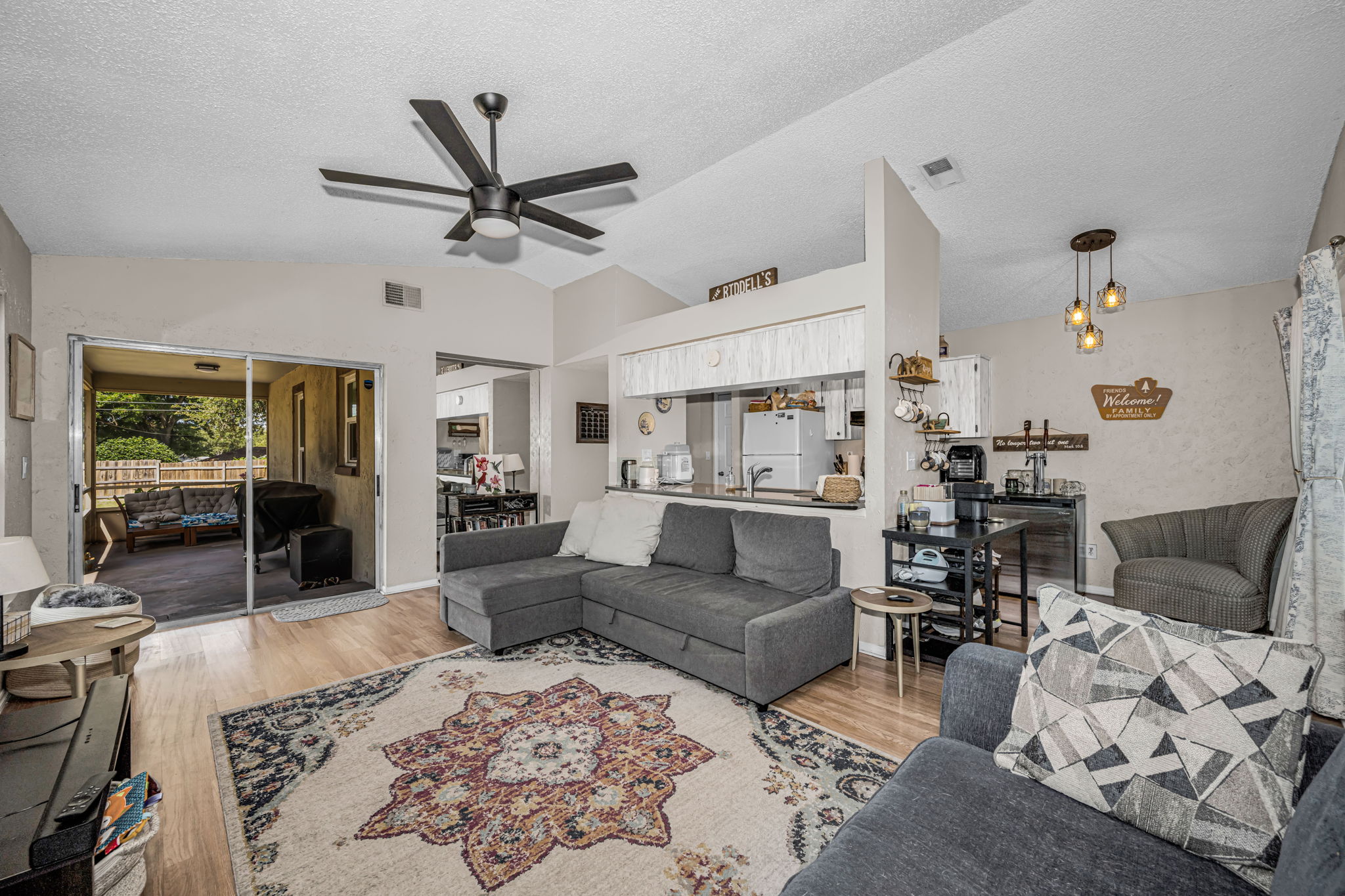 Living Room 2-e