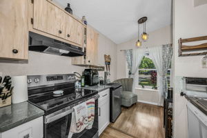 Kitchen 4