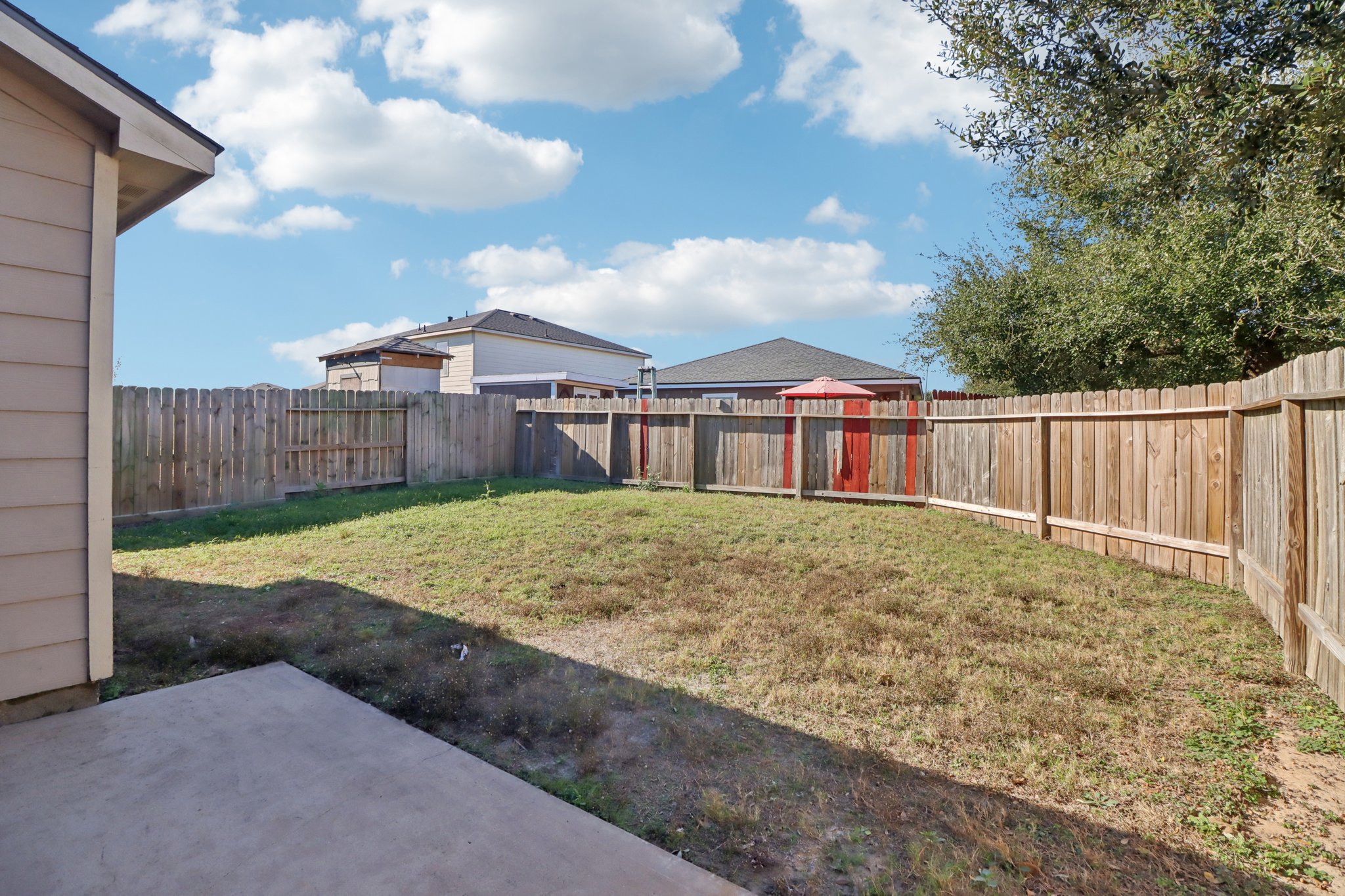 Cyrus Hill Dr-S0301-028.jpg