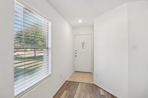 Cyrus Hill Dr-S0301-006.jpg