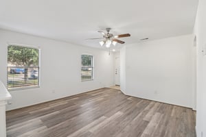 Cyrus Hill Dr-S0301-009.jpg