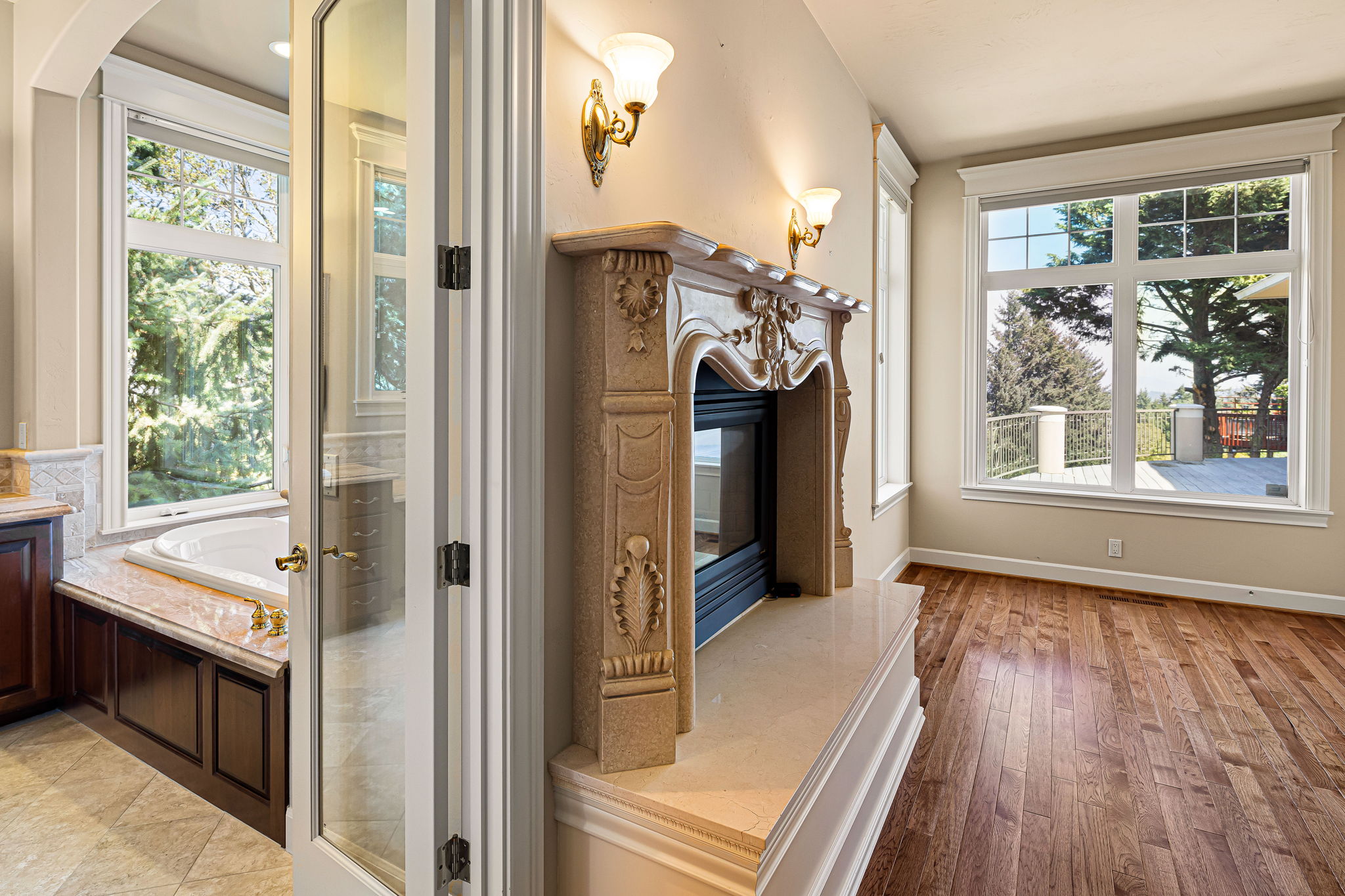  Photo 67