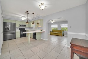 26632 E Cove Dr, Tavares, FL 32778, USA Photo 3