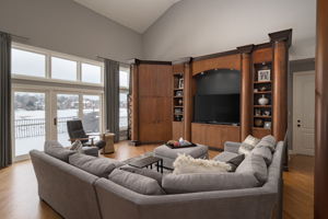 2665 Invitational Dr, Oakland Charter Township, MI 48363, USA Photo 9