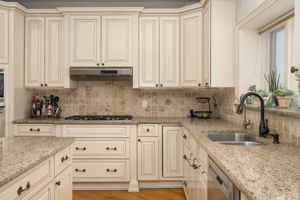 2665 Invitational Dr, Oakland Charter Township, MI 48363, USA Photo 17