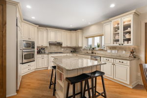 2665 Invitational Dr, Oakland Charter Township, MI 48363, USA Photo 15