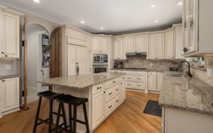 2665 Invitational Dr, Oakland Charter Township, MI 48363, USA Photo 19